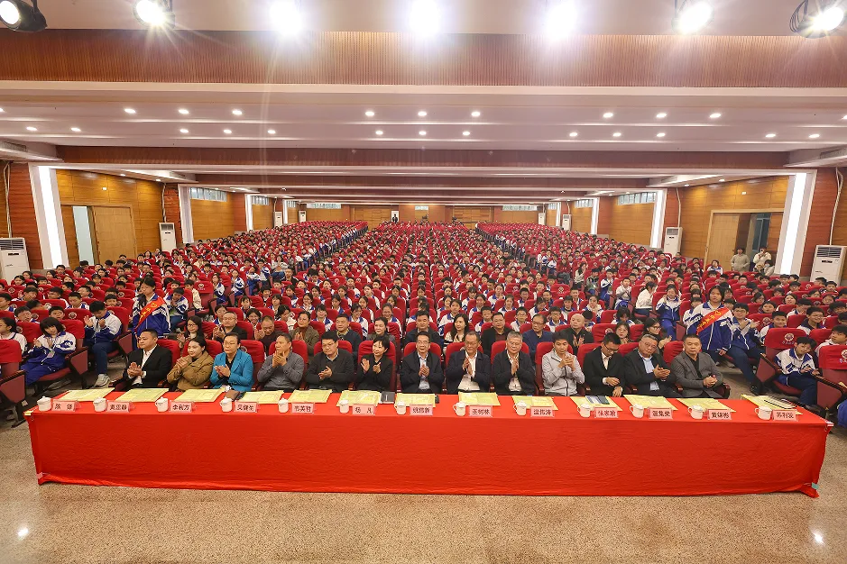 《广东第二课堂》粤东首个小记者站，揭牌啦！